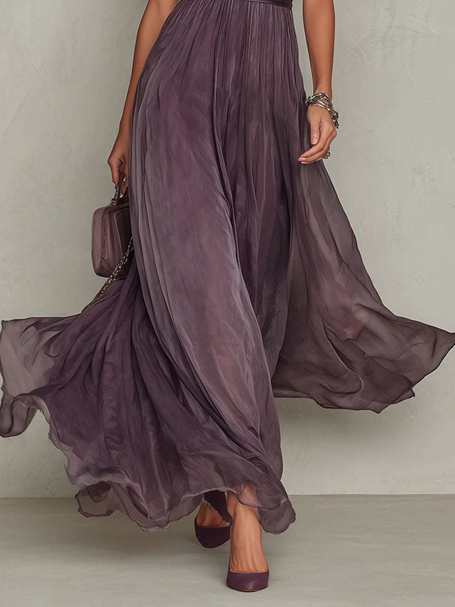 Flavia | Robe longue violette avec décolleté en clé