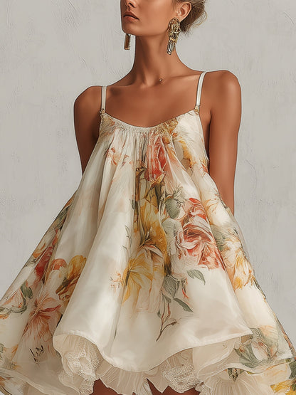 Blanche | Robe Mini Trapèze en Organza Fleurie Beige à Bordure en Dentelle