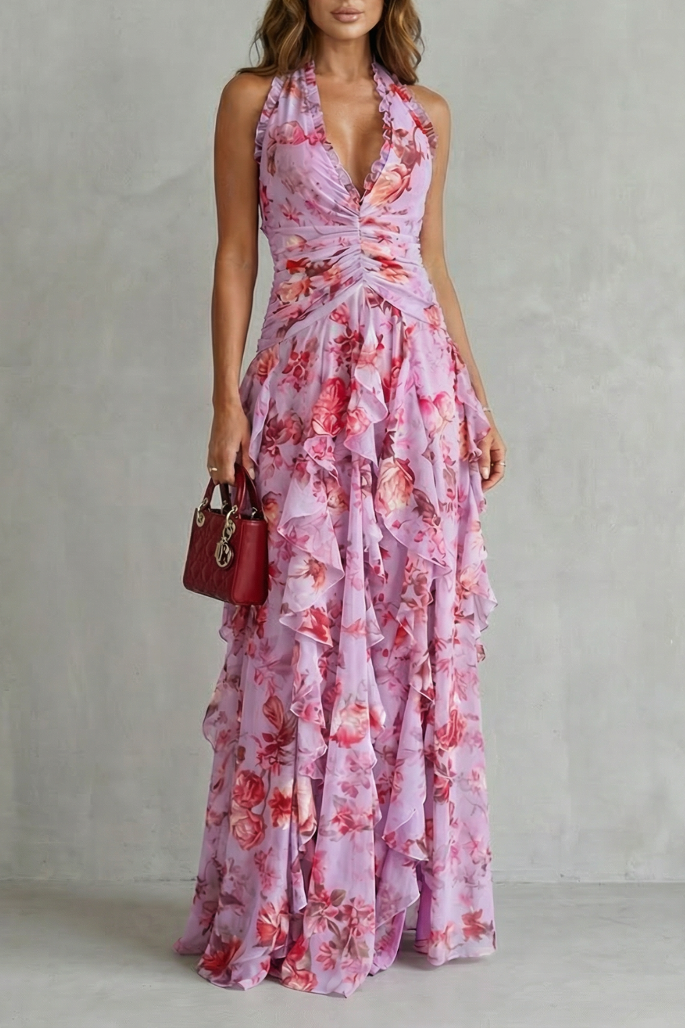 Belladina | Robe maxi romantique à motif de roses avec décolleté américain