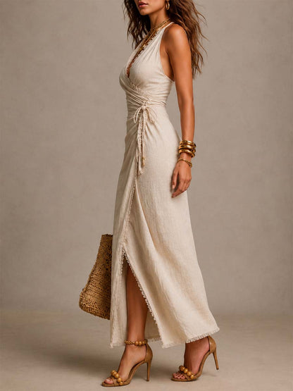 Tatiana | Robe midi en lin naturel avec décolleté croisé et dentelle