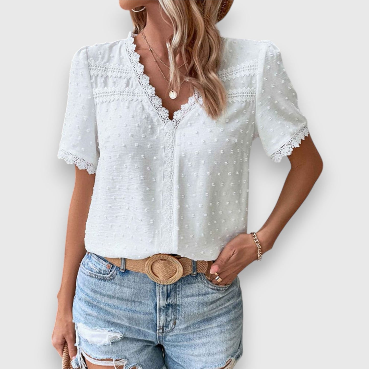 Wassa | Blouse romantique à dentelle