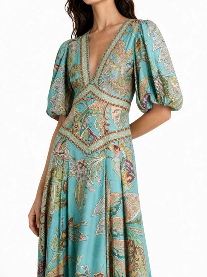 Robe midi satinée fleurie