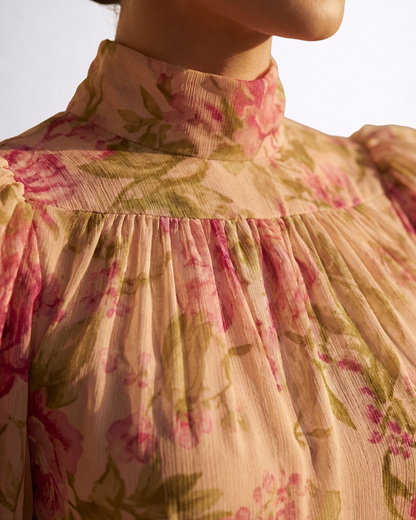 Rosario | Robe longue en chiffon à fleurs