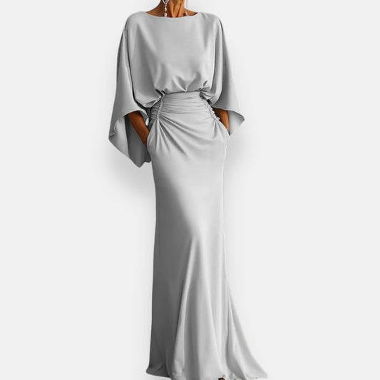Norgane | Robe longue à manches cape