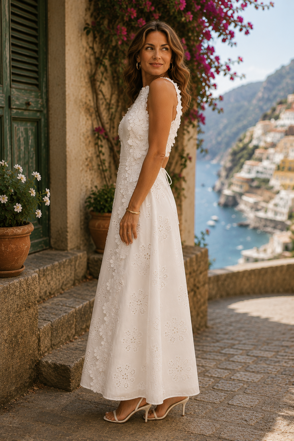 Della | Robe maxi élégante avec broderie