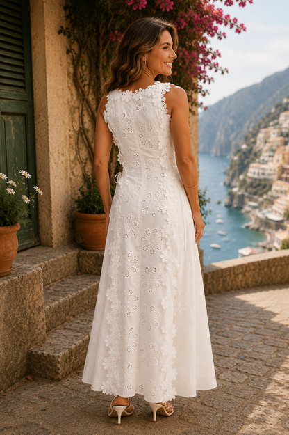 Della | Robe maxi élégante avec broderie