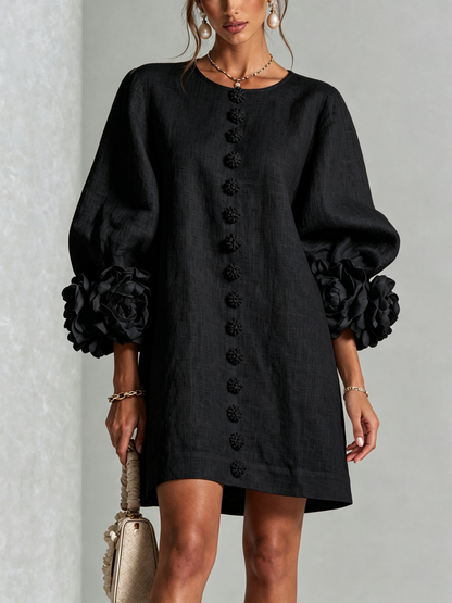 Robe Amara Mini Élégante à Boutons Floraux