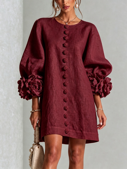Robe Amara Mini Élégante à Boutons Floraux