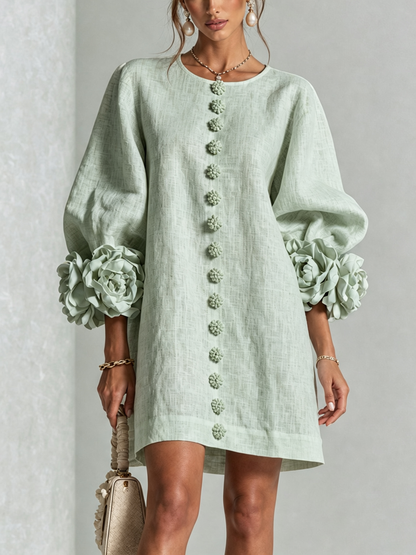 Robe Amara Mini Élégante à Boutons Floraux