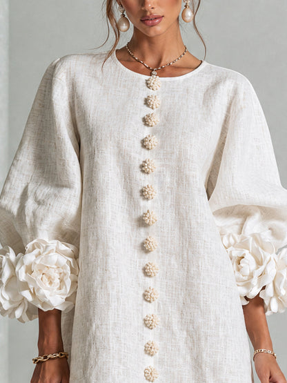 Robe Amara Mini Élégante à Boutons Floraux
