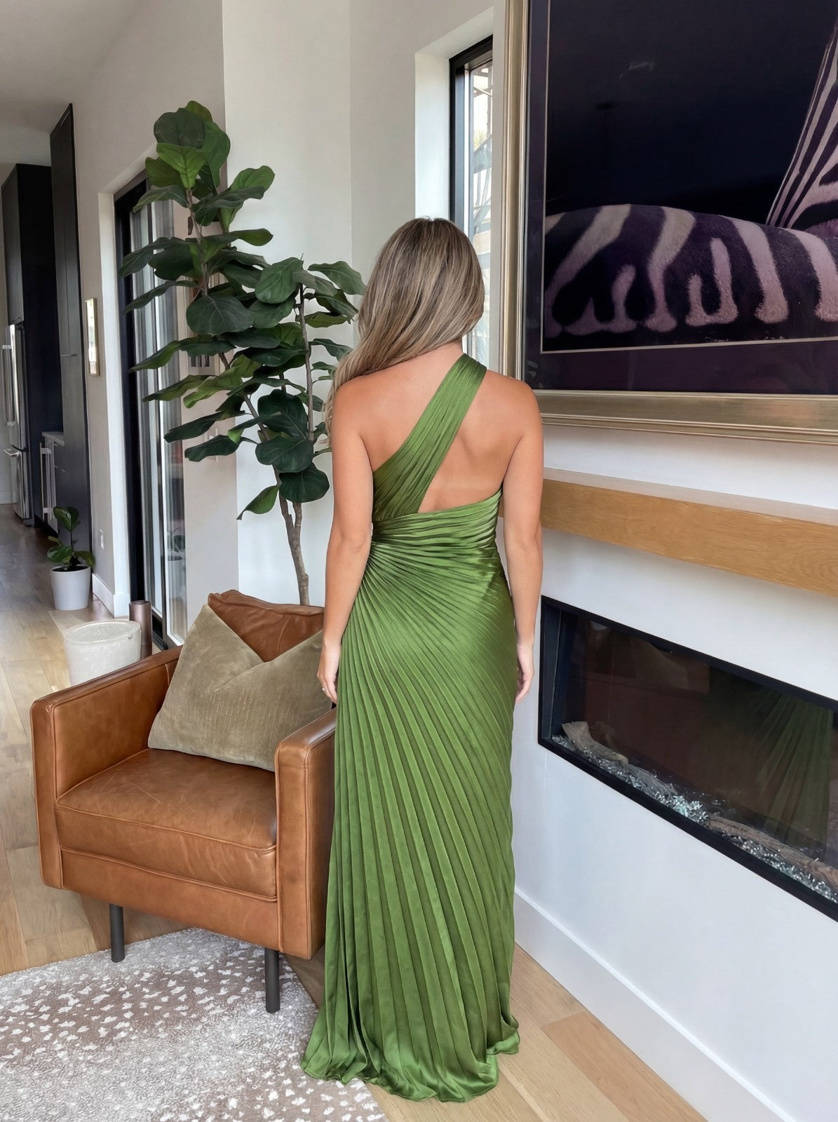 Aurelia | Robe plissée à une épaule