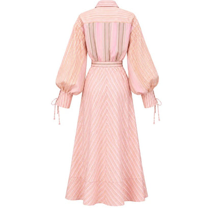 Robe maxi rose ceinturée