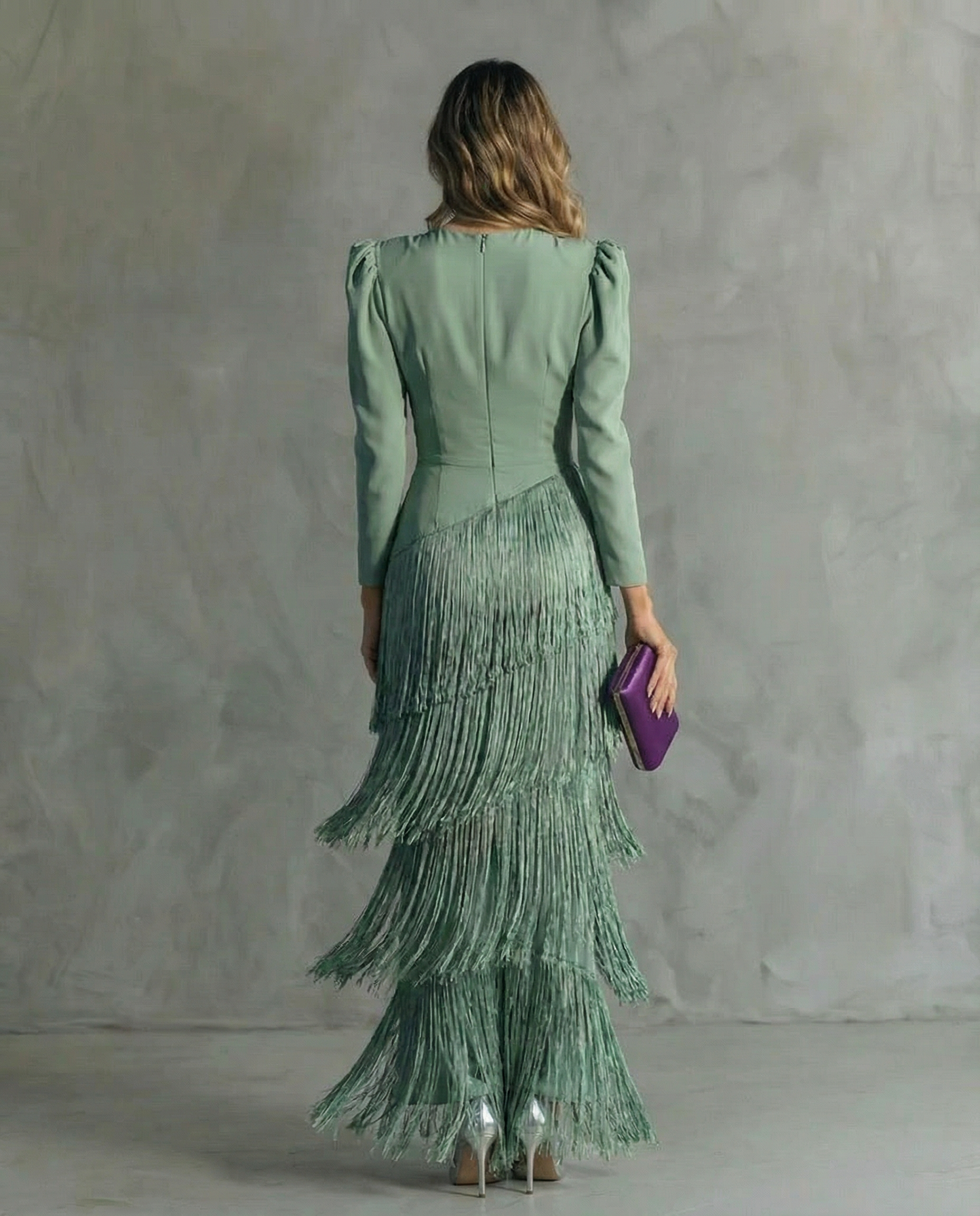 Chiara | Robe élégante avec des manches à franges